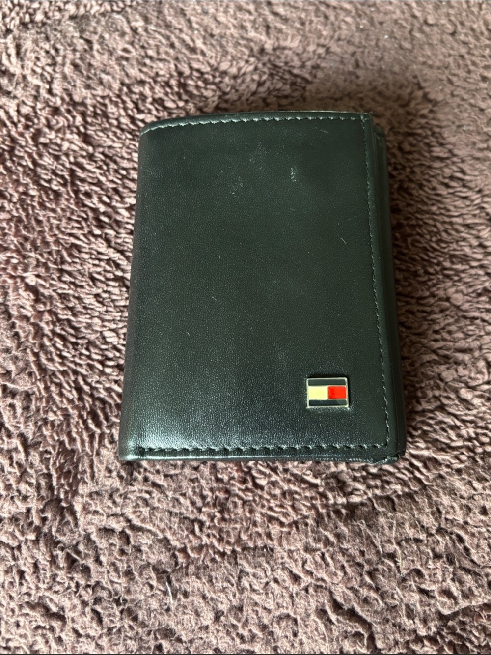 Tommy Hilfiger Black Leather Slim Card